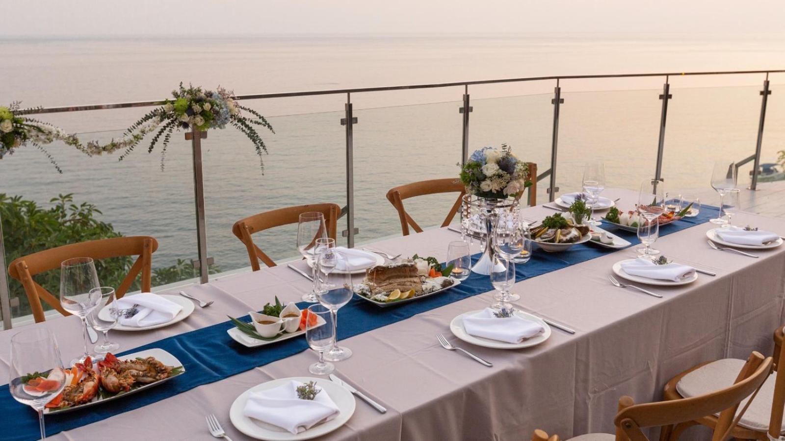 Villa Thousand Cliffs Nai Harn Екстер'єр фото